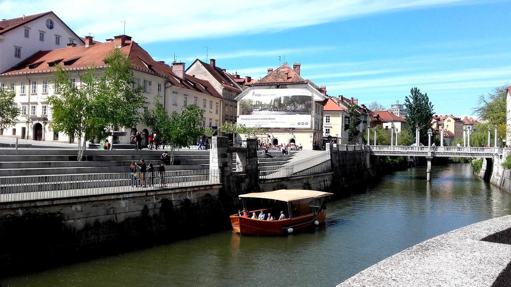 Viksi Hiša za goste Ljubljana